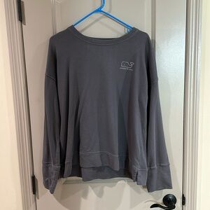 Vineyard Vines sweatshirt in gray, size XL